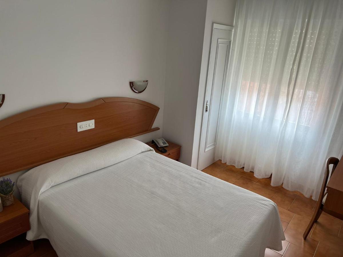 Hotel Argibay او غروف المظهر الخارجي الصورة