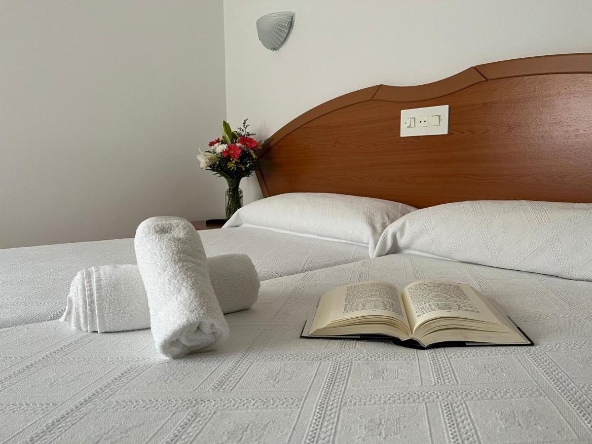 Hotel Argibay او غروف المظهر الخارجي الصورة